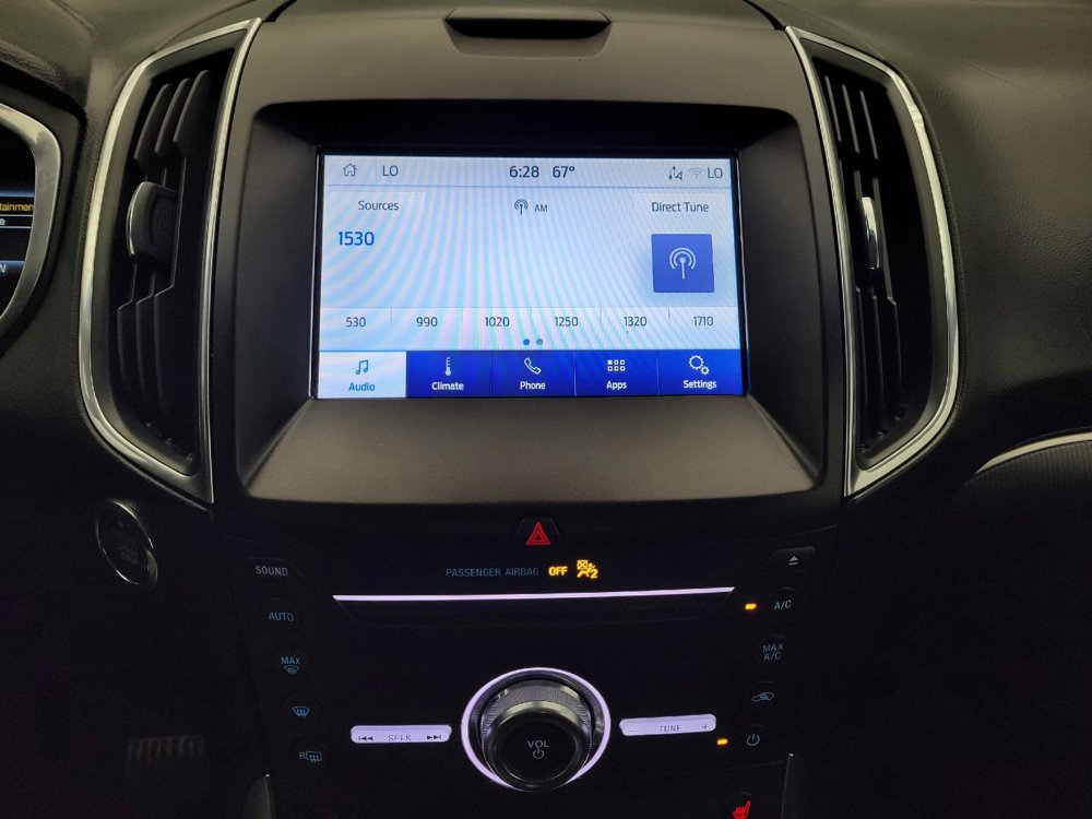 Used 2019 Ford Edge Titanium w/ Cold Weather Package AWD/4WD image 25