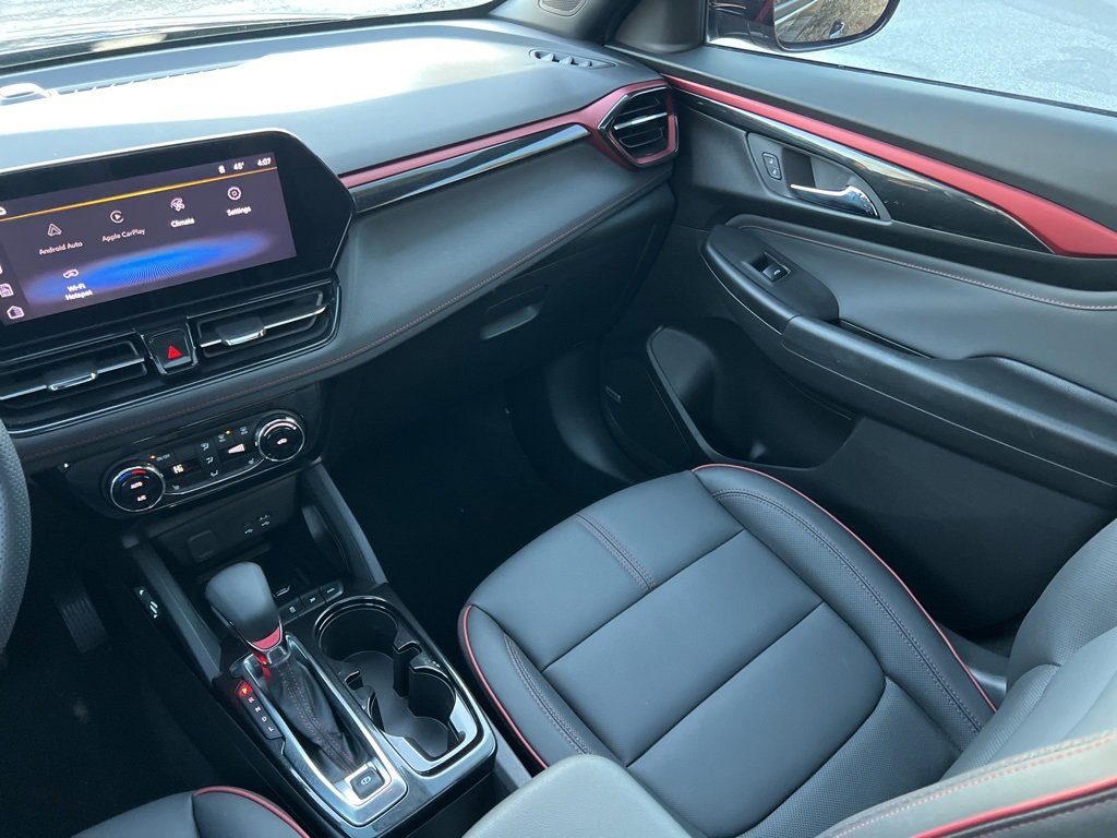 Used 2024 Chevrolet TrailBlazer RS w/ Convenience Package image 24