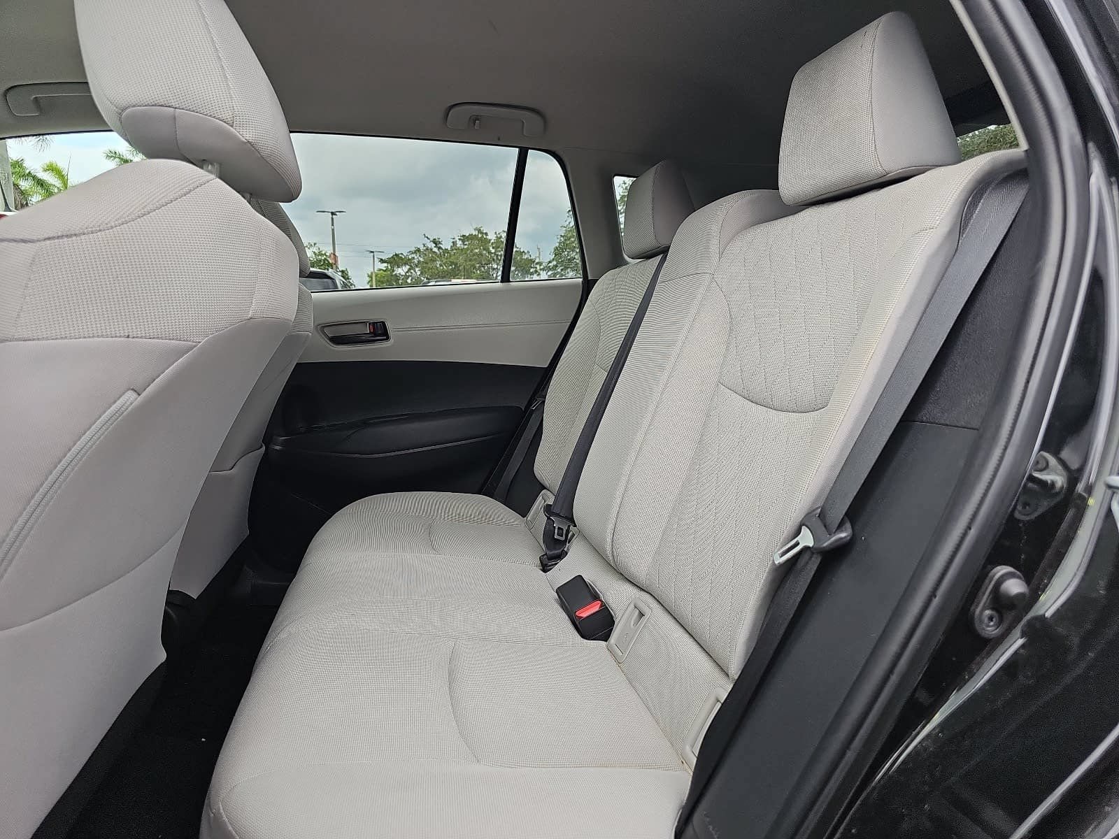 Used 2022 Toyota Corolla Cross LE FWD image 12