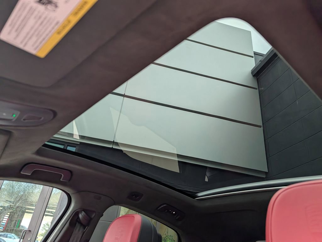 Certified 2025 Porsche Cayenne GTS image 25