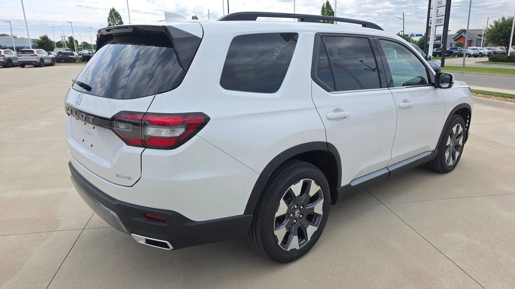 New 2026 Honda Pilot Elite image 5