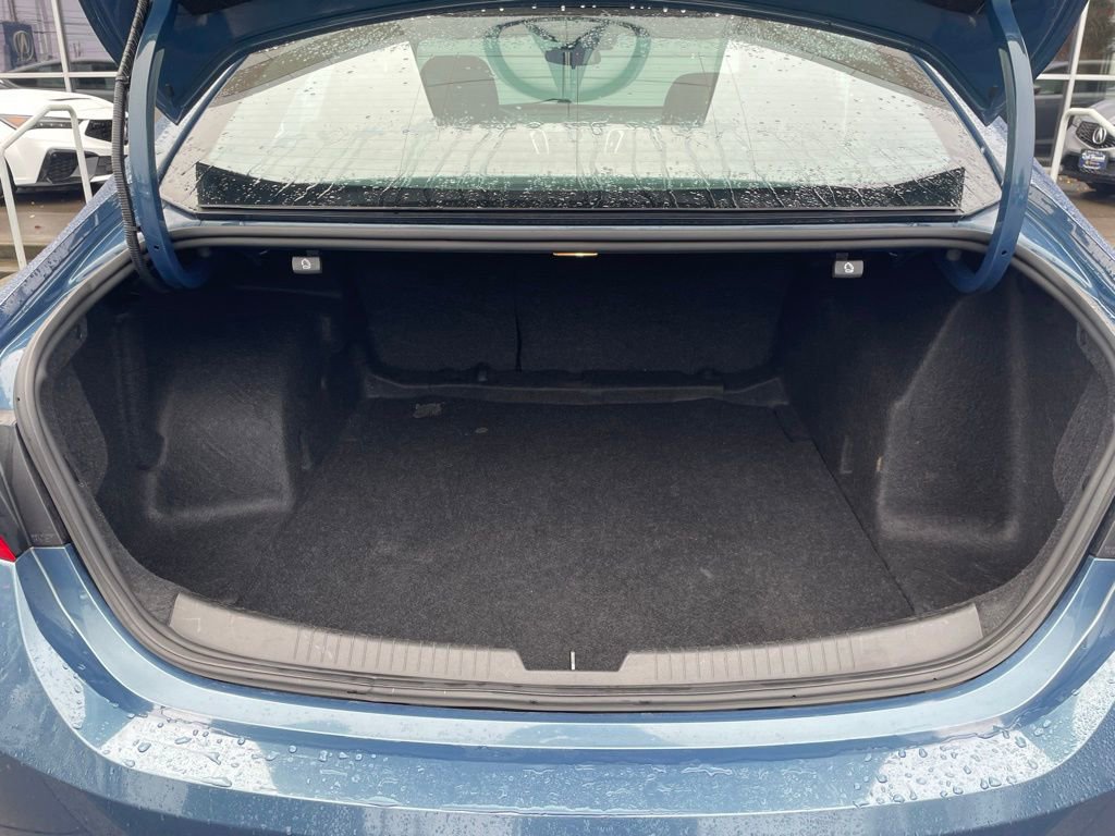 Used 2024 Chevrolet Malibu LT image 24