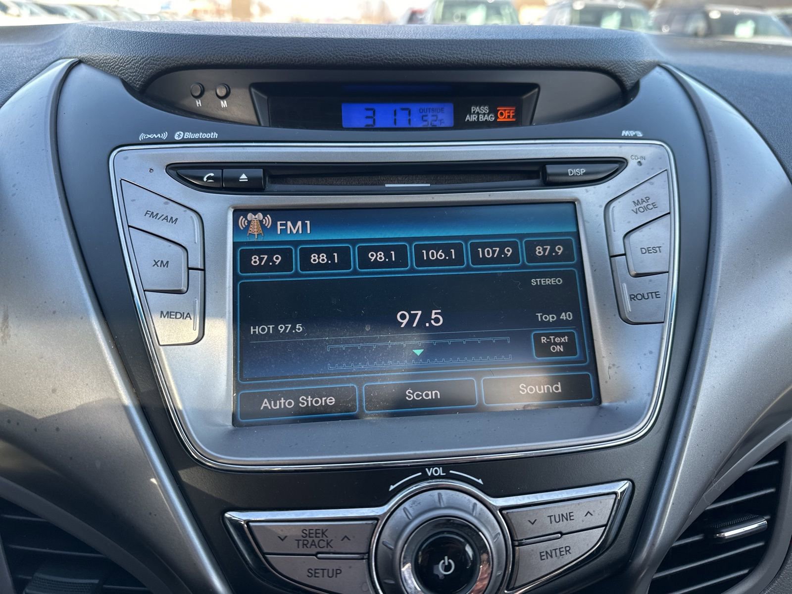 Used 2013 Hyundai Elantra Limited w/ Technology Pkg FWD image 45