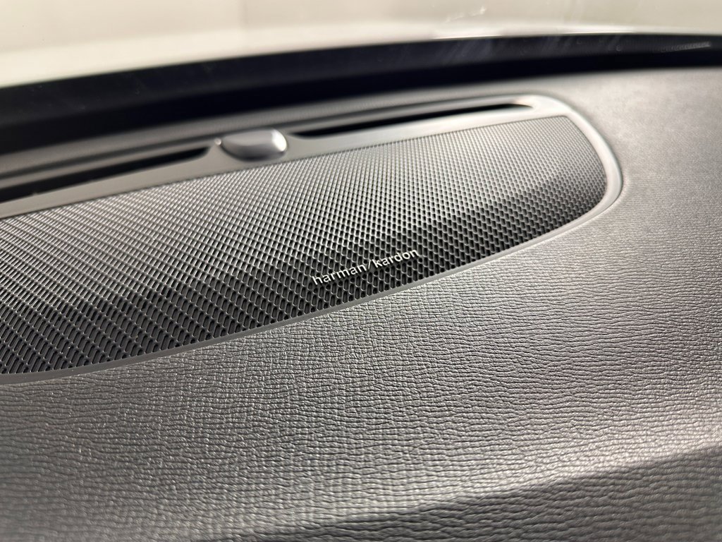 Used 2024 Volvo XC90 T8 Plus w/ Protection Package Premier image 55