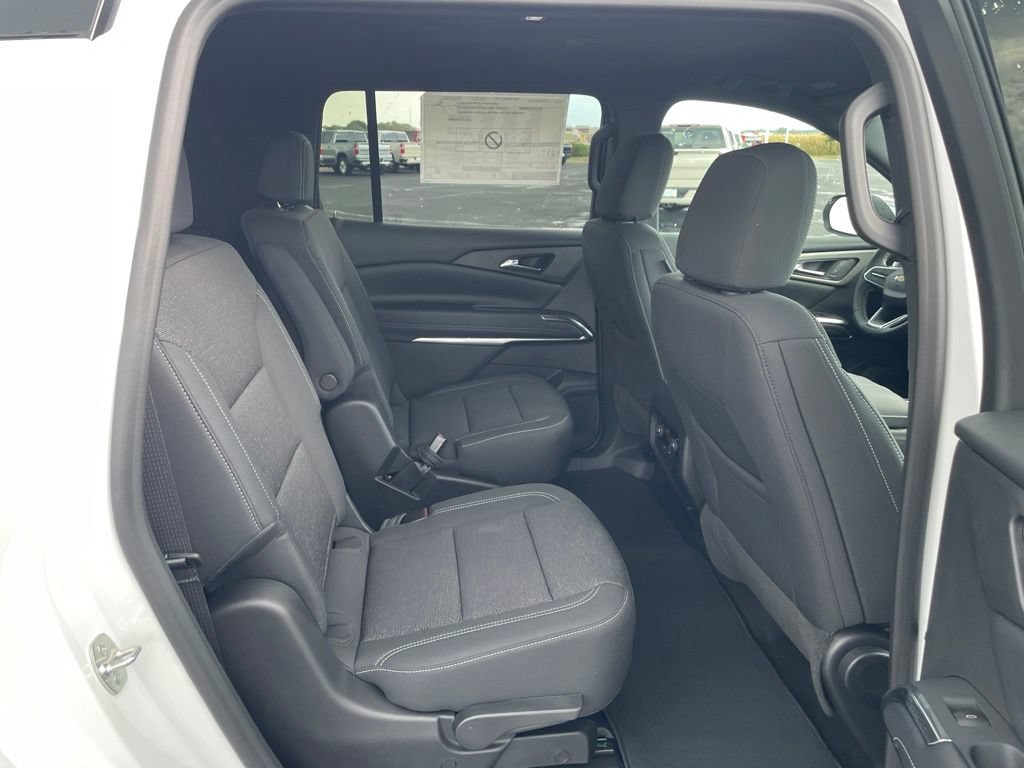 Used 2026 Chevrolet Traverse LT AWD/4WD image 14