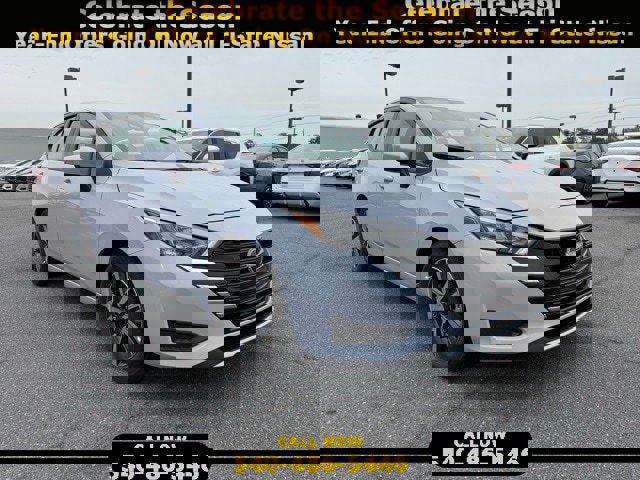 New 2025 Nissan Versa SV w/ Trunk Package