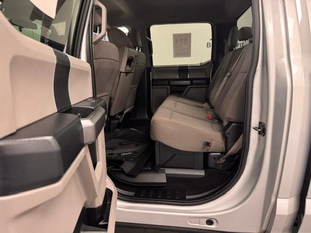 Used 2019 Ford F250 XLT w/ Snow Plow Prep Package AWD/4WD image 15
