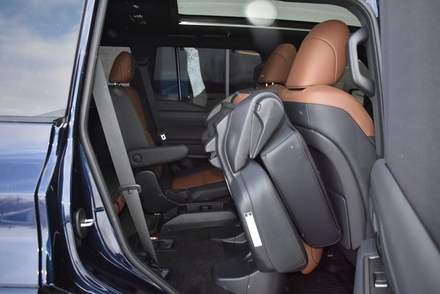 Used 2025 Lexus GX 550 image 50