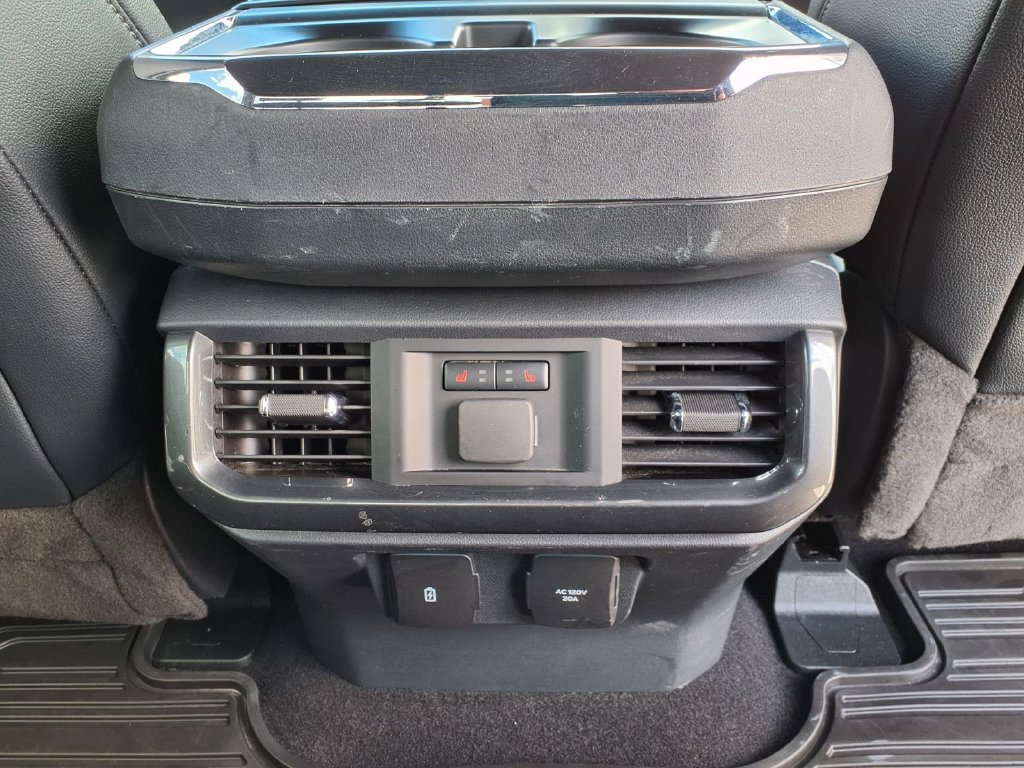 Used 2023 Ford F150 Lariat w/ Equipment Group 502A High AWD/4WD image 18