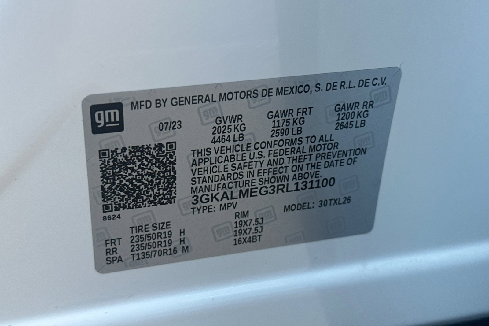 Used 2024 GMC Terrain SLE w/ Elevation Edition image 40