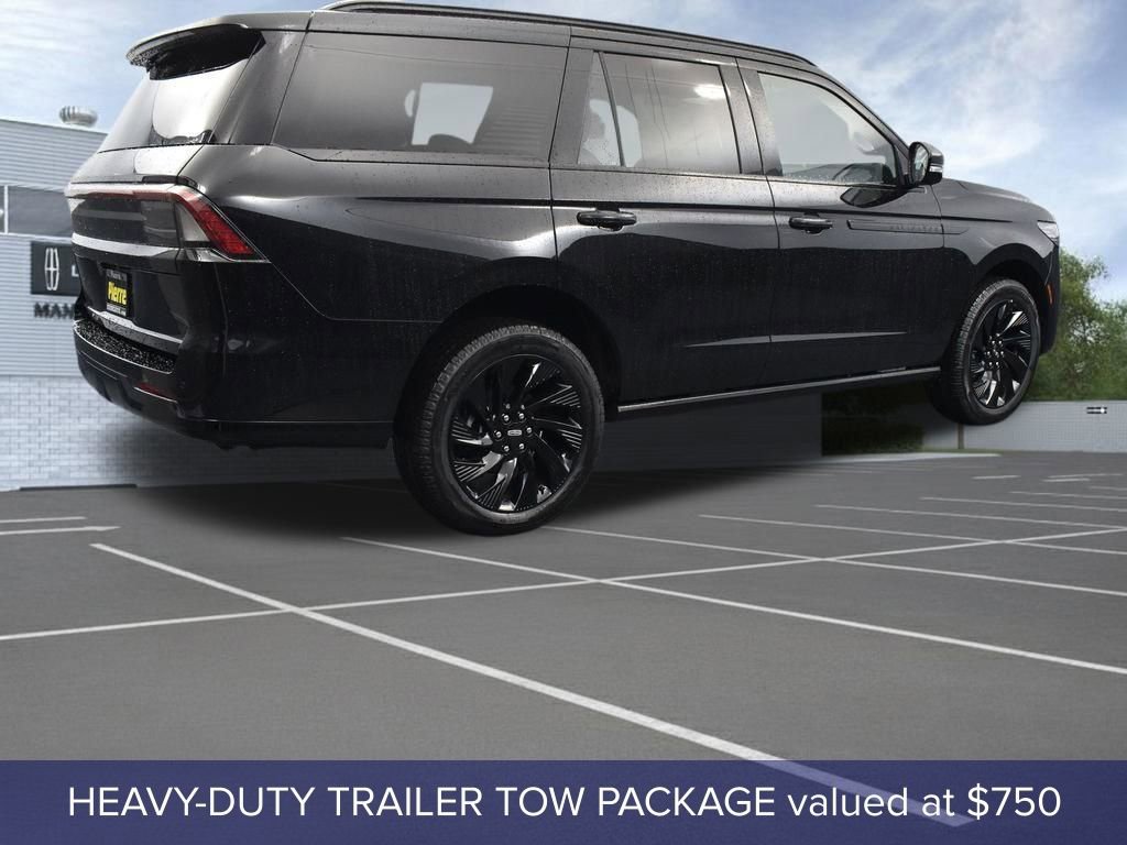 New 2026 Lincoln Navigator Reserve w/ Jet Appearance Package AWD/4WD image 4