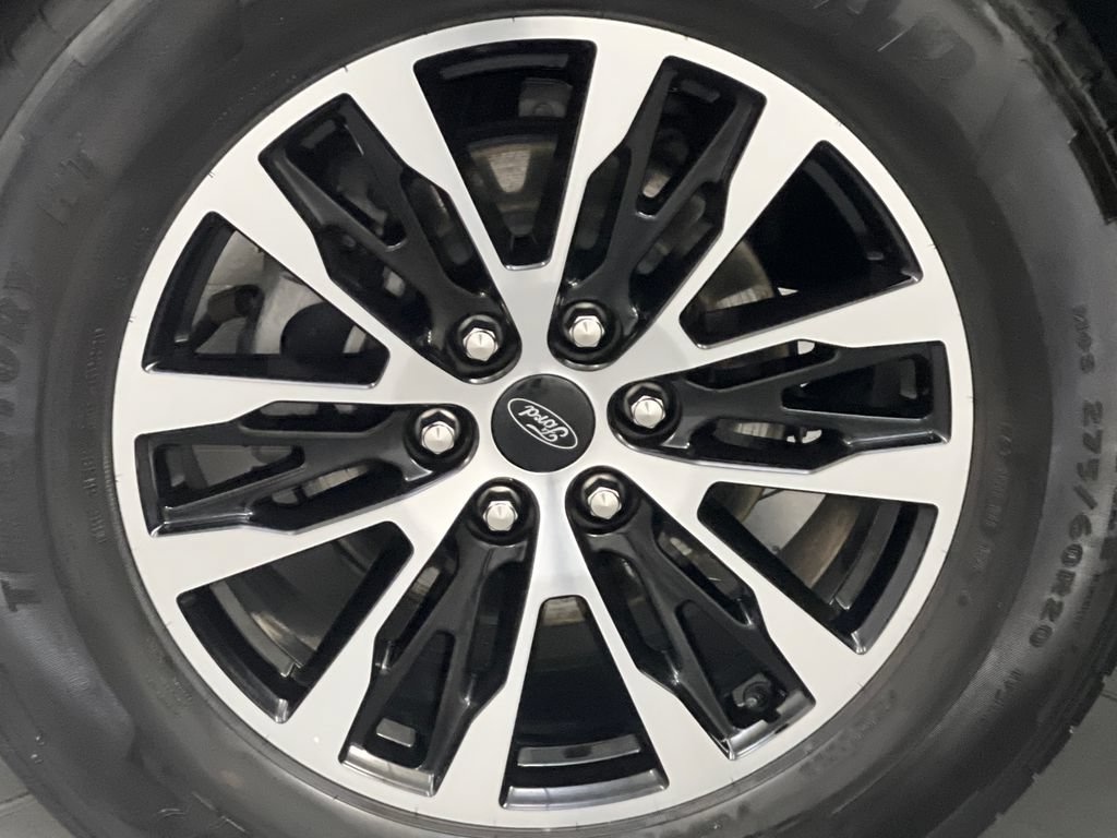 Used 2025 Ford Expedition Platinum AWD/4WD image 86