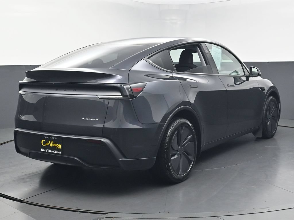 Used 2026 Tesla Model Y Long Range AWD/4WD image 4