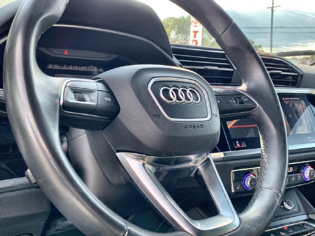 Used 2023 Audi Q3 2.0T Premium Plus w/ Premium Plus Package AWD/4WD image 19