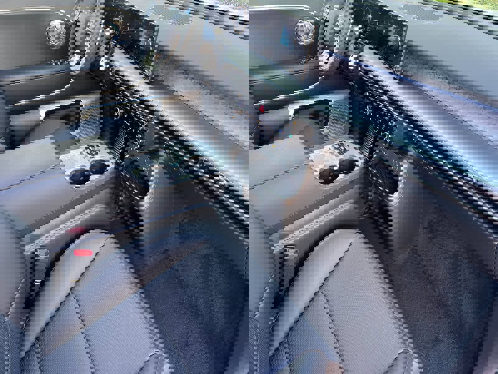 New 2026 Hyundai Ioniq 9 Calligraphy image 17