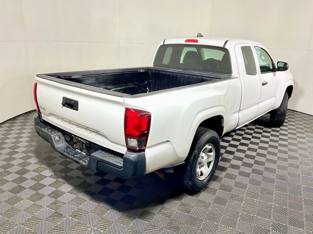 Used 2019 Toyota Tacoma SR image 14
