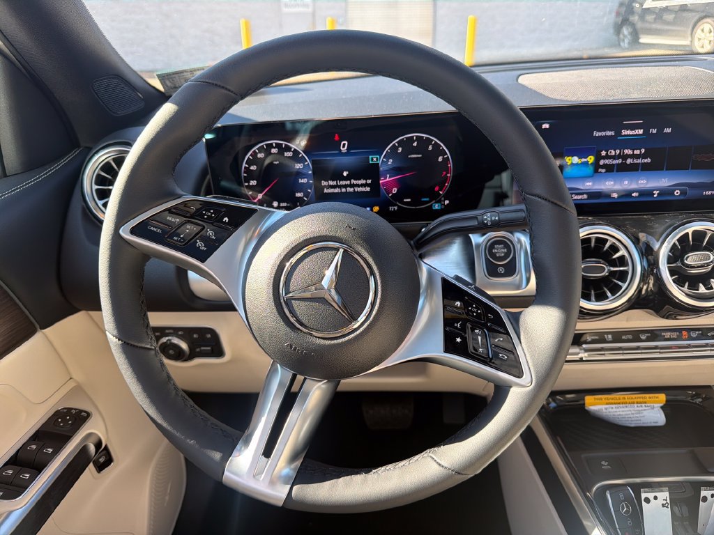 New 2026 Mercedes-Benz GLB 250 4MATIC image 17