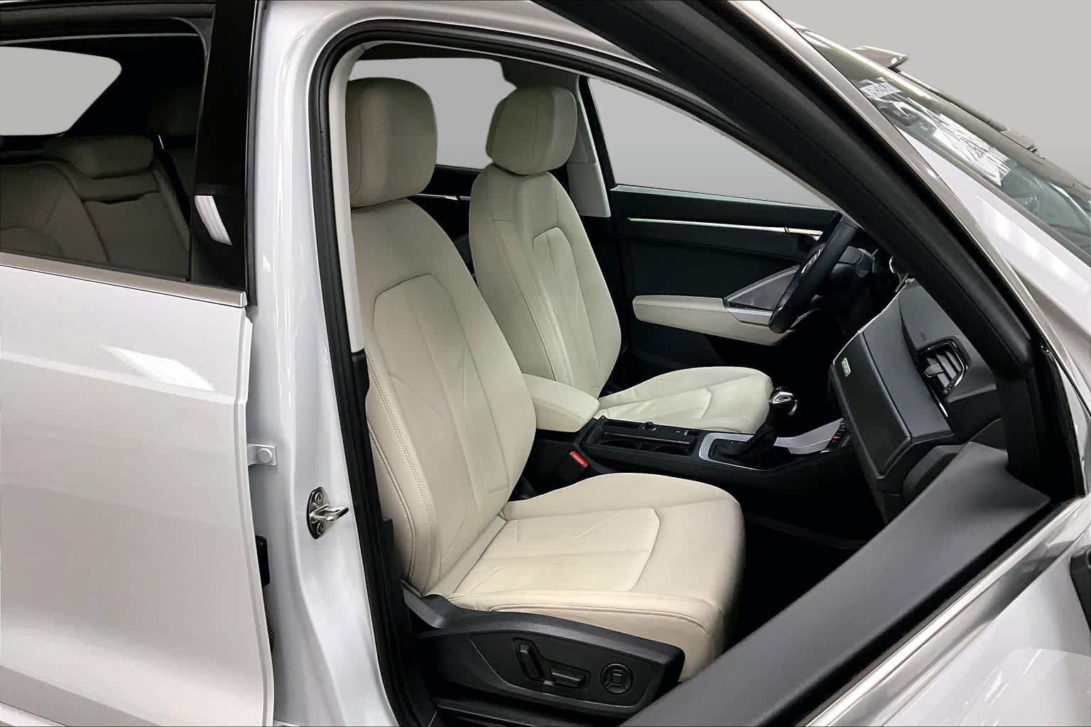 Used 2024 Audi Q3 2.0T Premium Plus AWD/4WD image 8