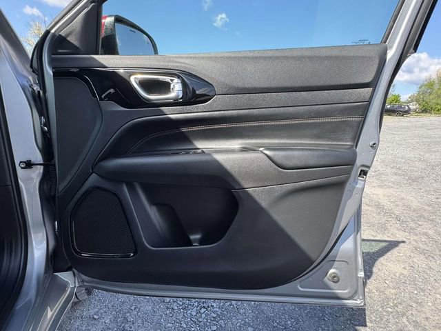 Used 2023 Jeep Compass Limited AWD/4WD image 8