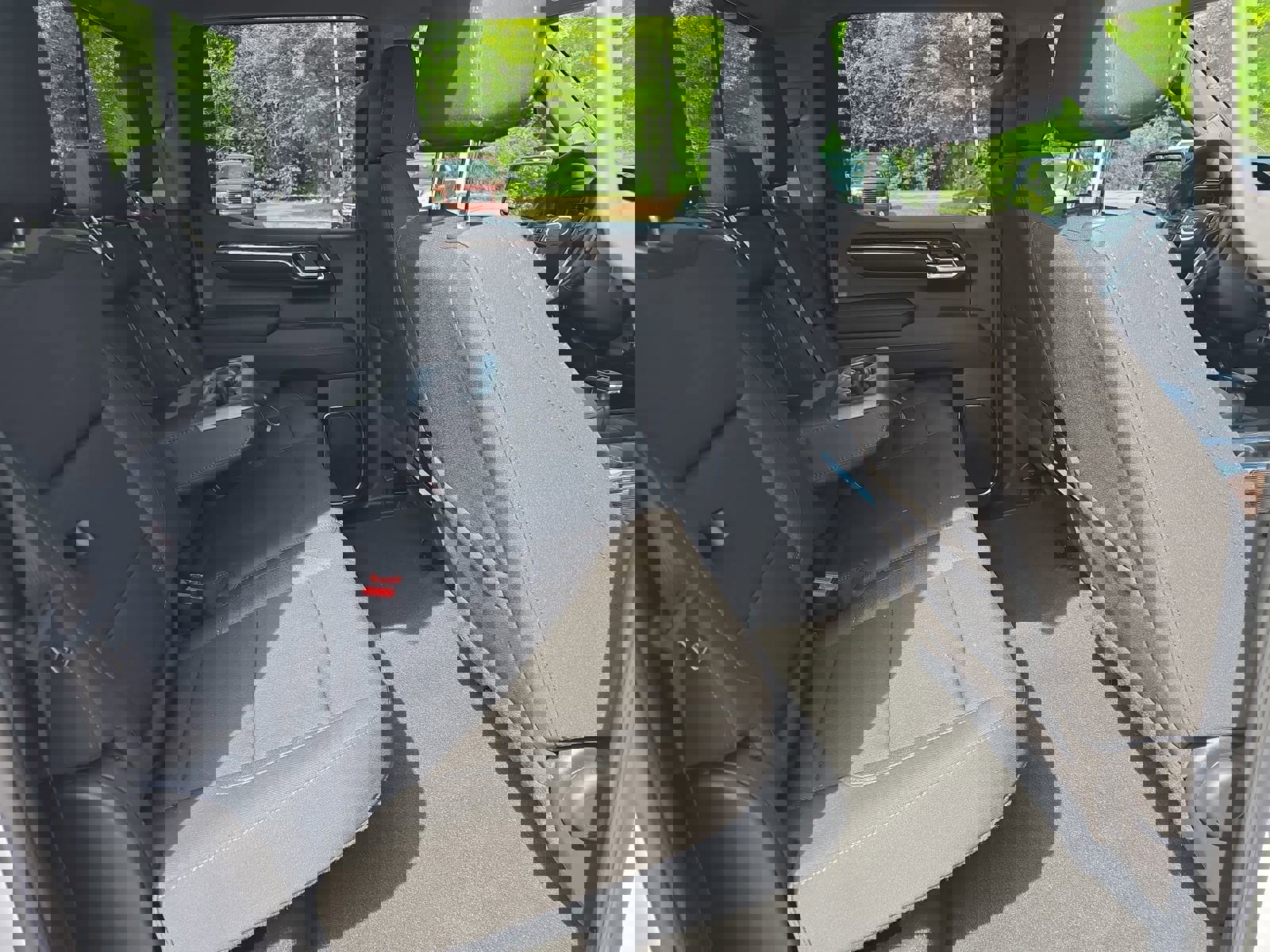 Used 2024 GMC Sierra 1500 Elevation w/ Preferred Package image 13