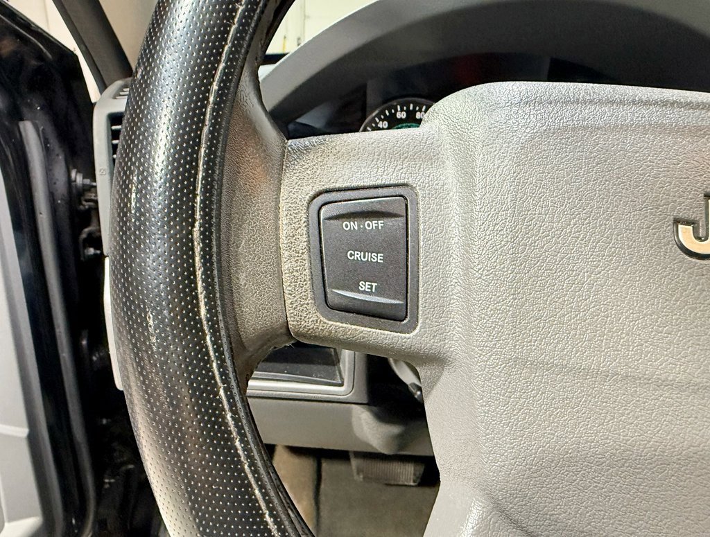 Used 2007 Jeep Grand Cherokee Limited image 13