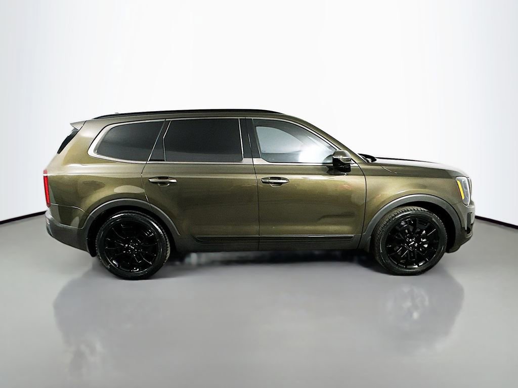 Used 2022 Kia Telluride SX w/ Nightfall Edition Package image 7