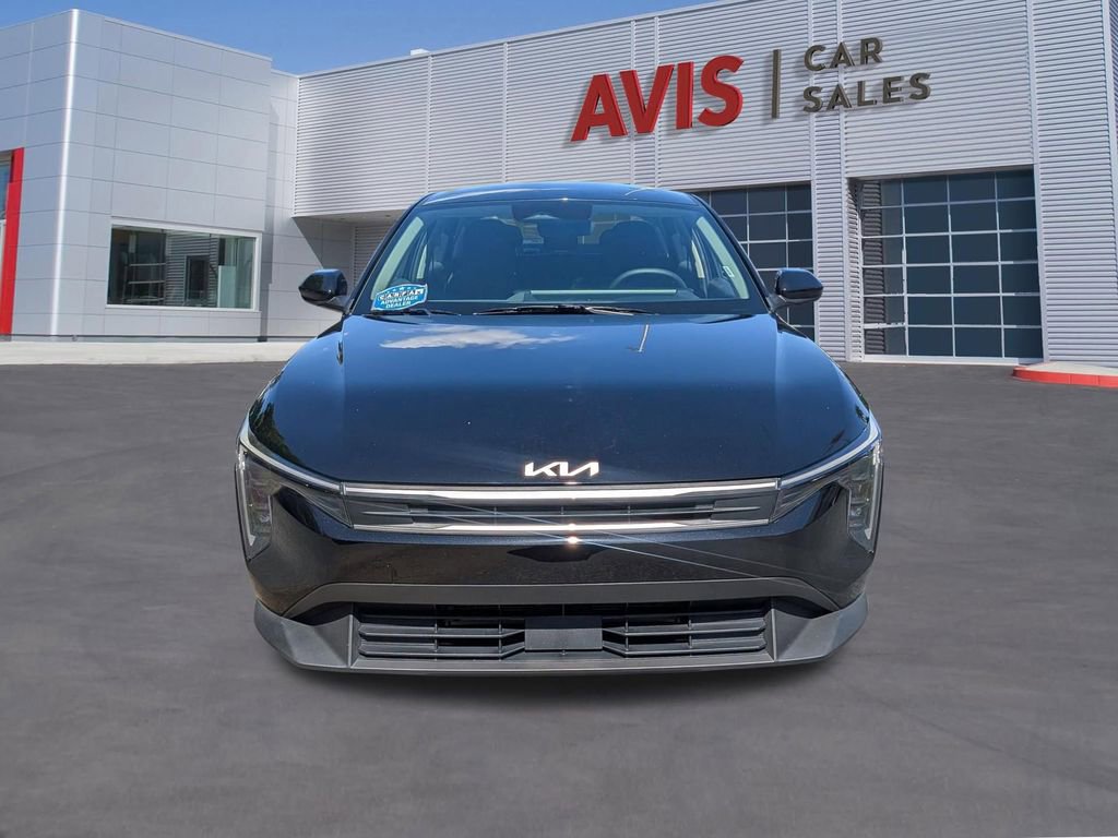 Used 2025 Kia K4 FWD image 2