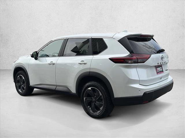 Used 2024 Nissan Rogue SV image 7