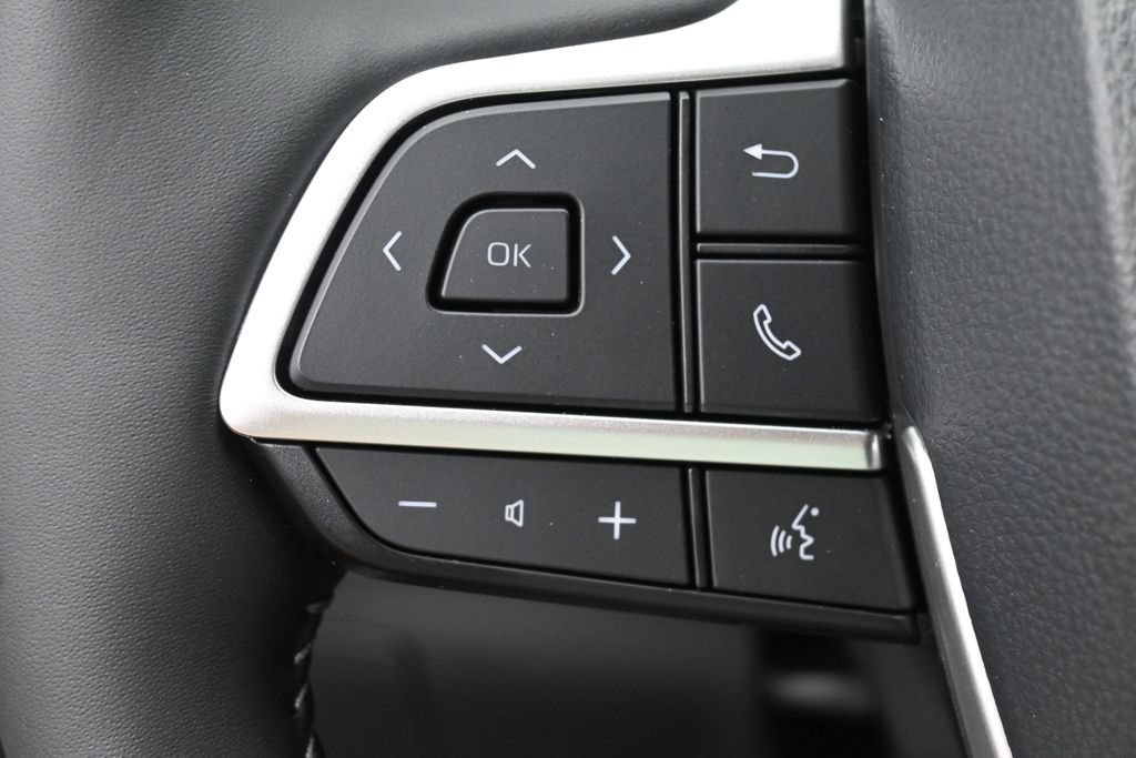Certified 2026 Toyota Highlander Limited AWD/4WD image 18