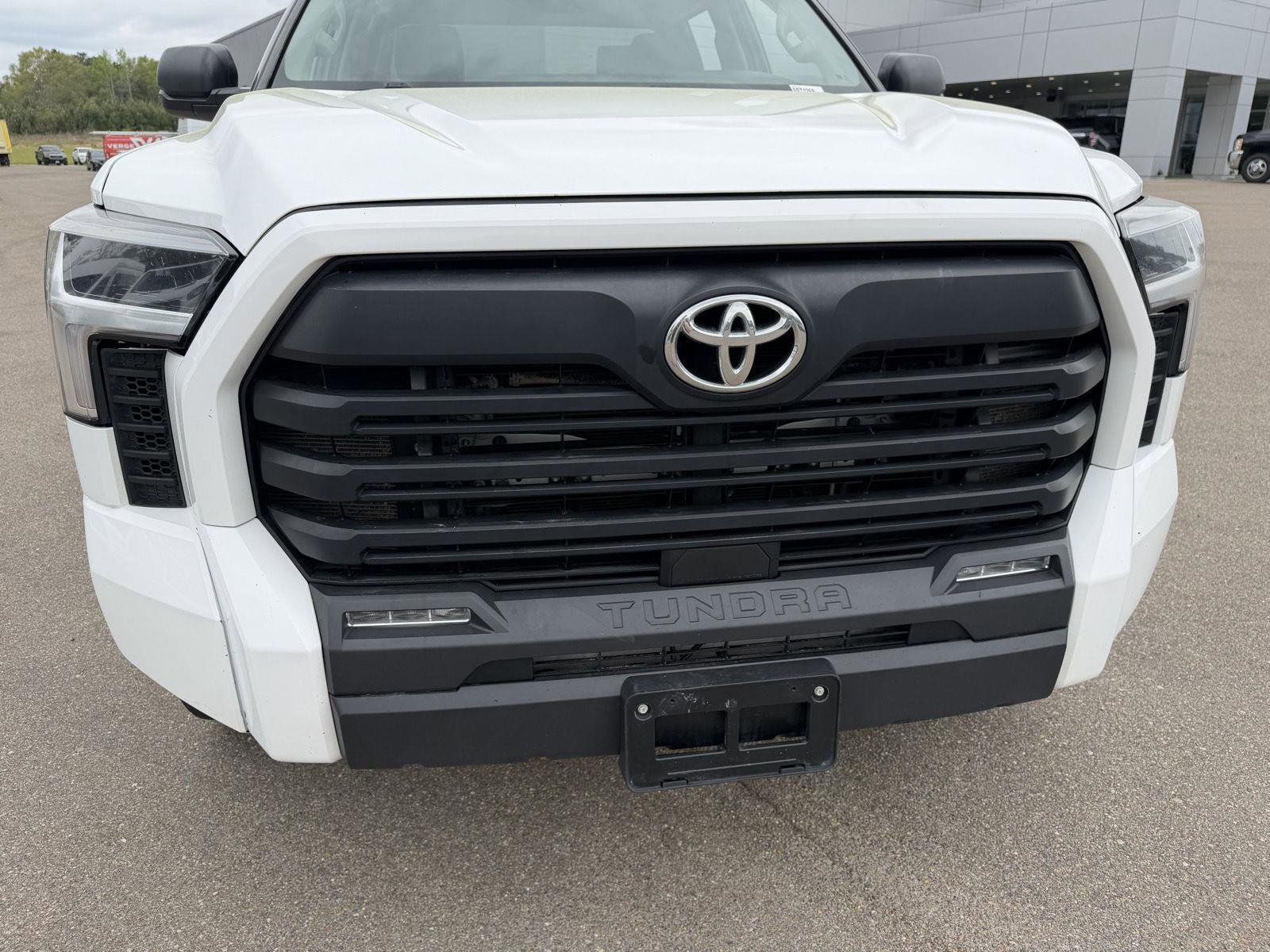 Used 2023 Toyota Tundra SR5 AWD/4WD image 22