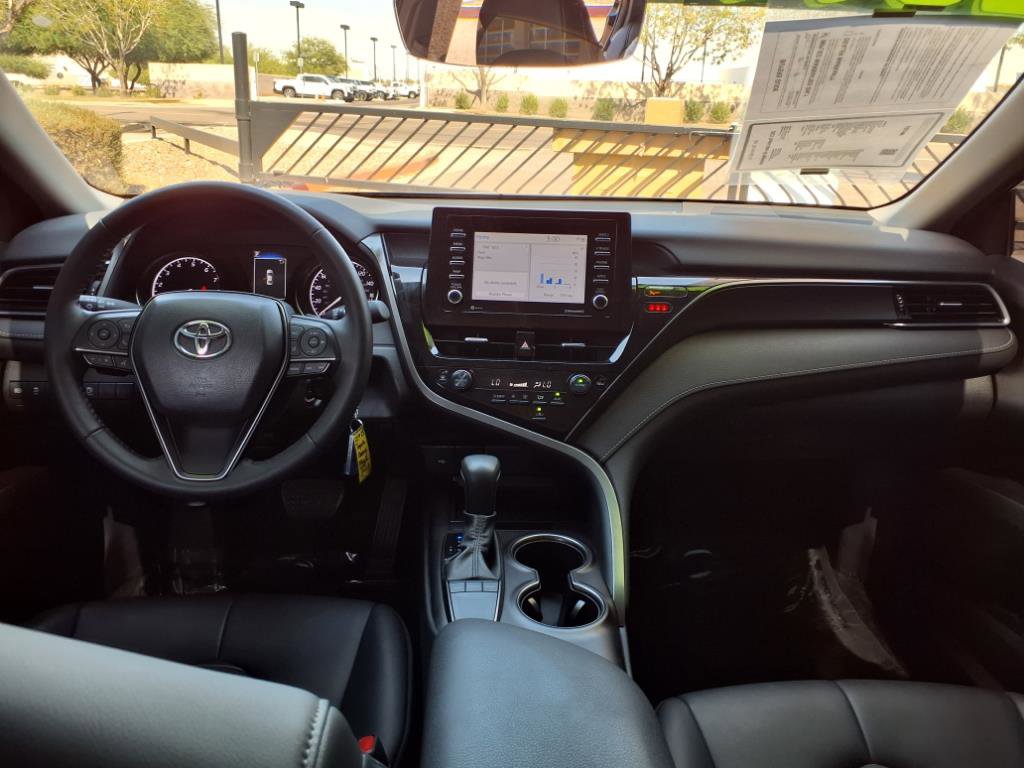 Used 2023 Toyota Camry SE image 16