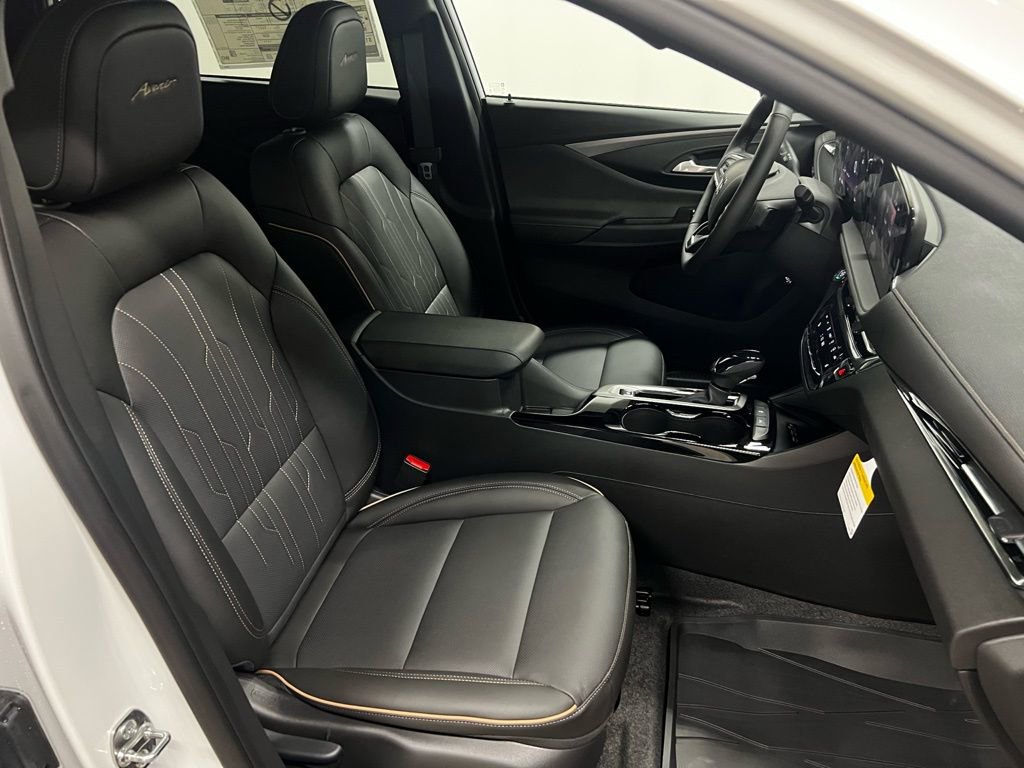 New 2026 Buick Envista Avenir image 37