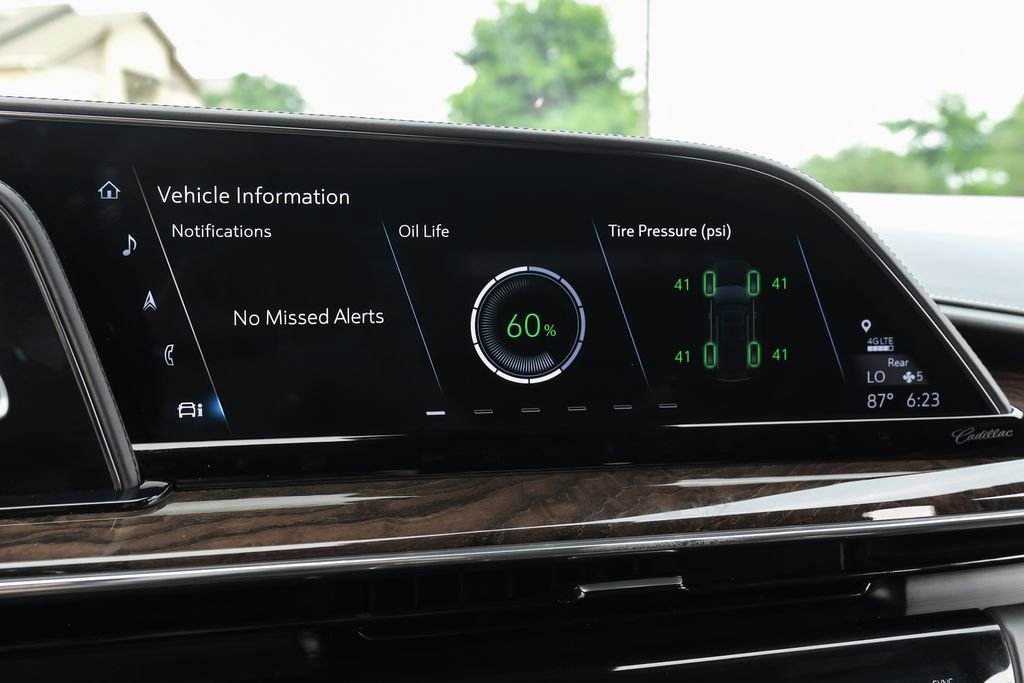 Used 2021 Cadillac Escalade ESV Sport Platinum image 32