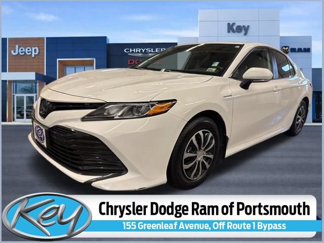Used 2020 Toyota Camry LE w/ Sunroof Package FWD image 1