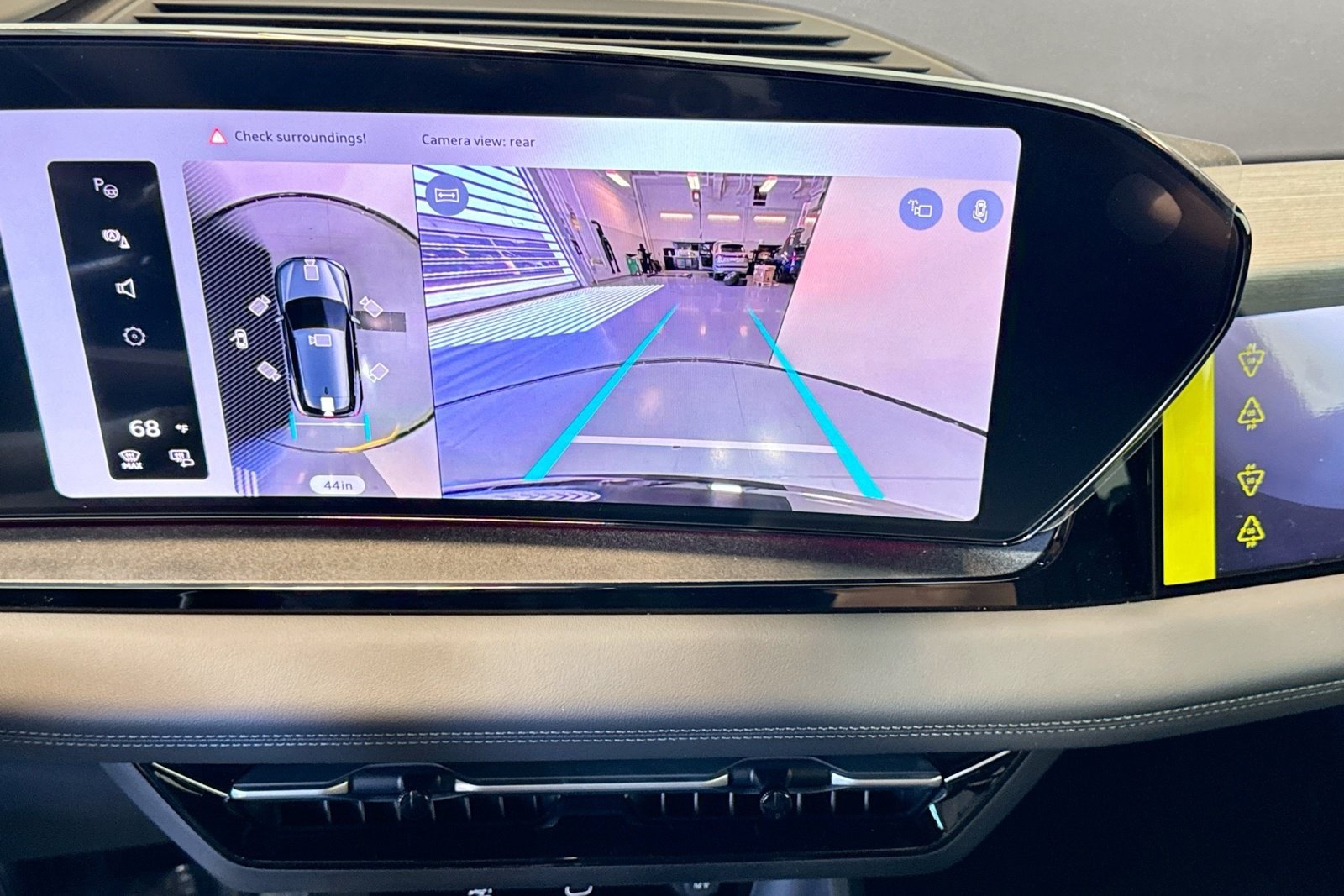New 2027 Audi Q6 e-tron Premium Plus AWD/4WD image 12