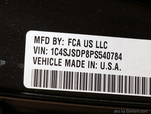 Used 2023 Jeep Wagoneer L Series III w/ Preferred Equipment Group AWD/4WD image 36