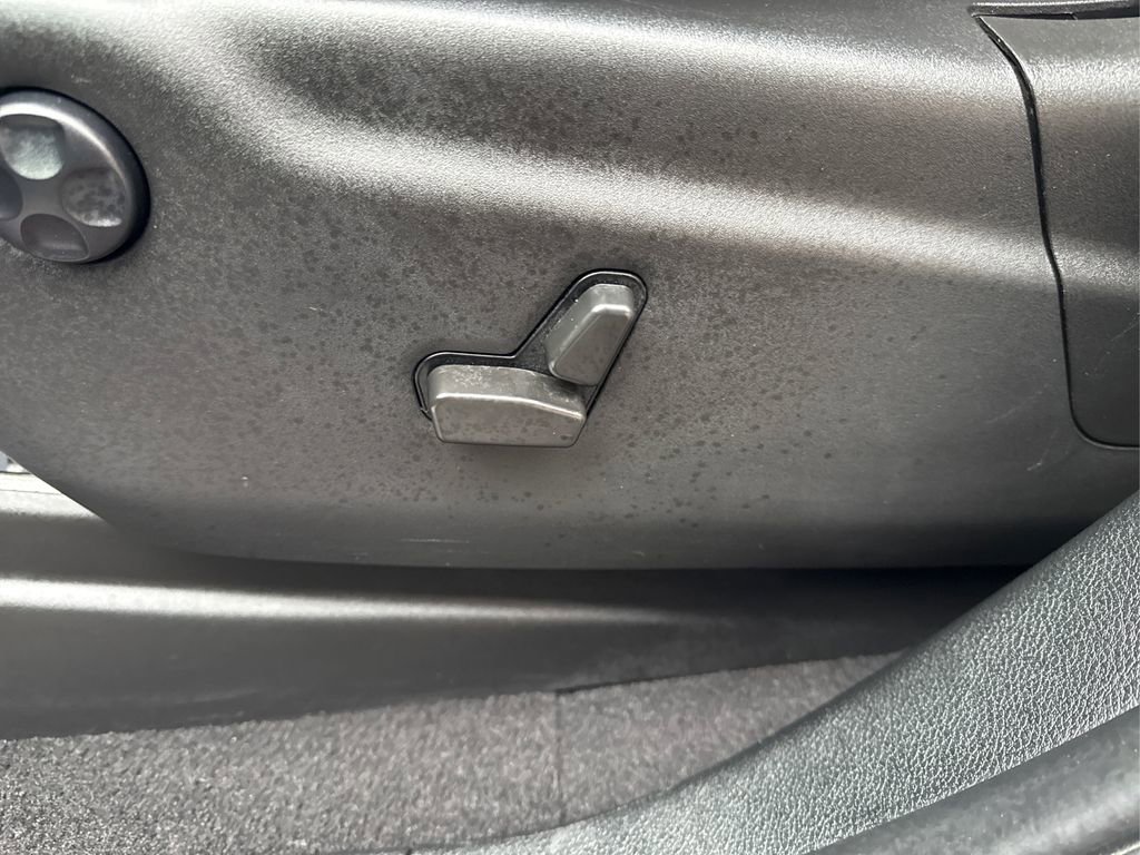 Used 2022 Dodge Durango SXT w/ Anodized Platinum Package image 37