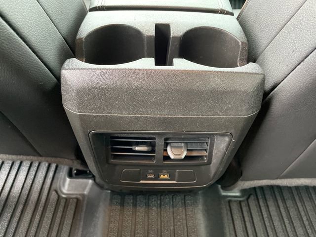 Used 2024 GMC Canyon Denali AWD/4WD image 19