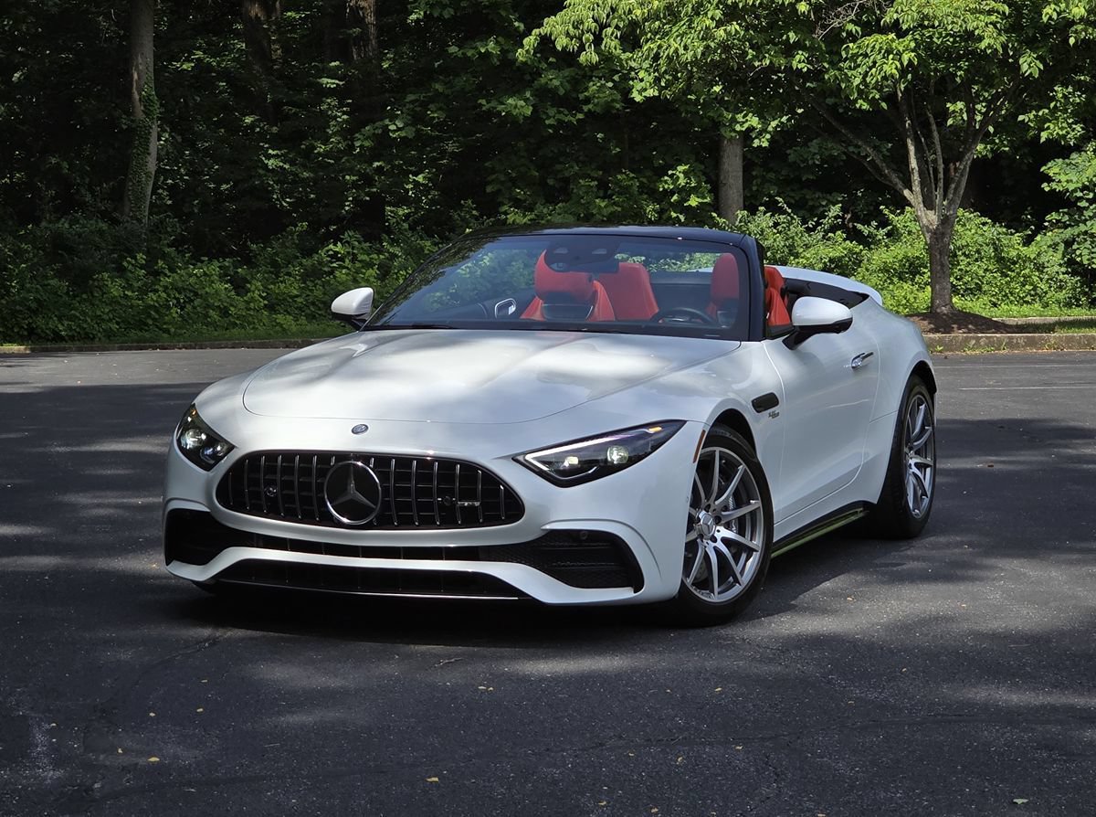 Used 2023 Mercedes-Benz SL 43 AMG image 1