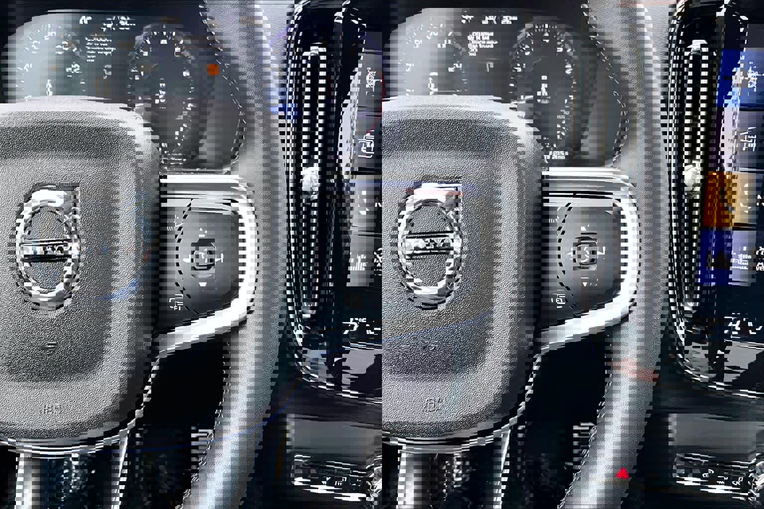 Used 2022 Volvo XC40 T5 R-Design w/ Advanced Package image 23