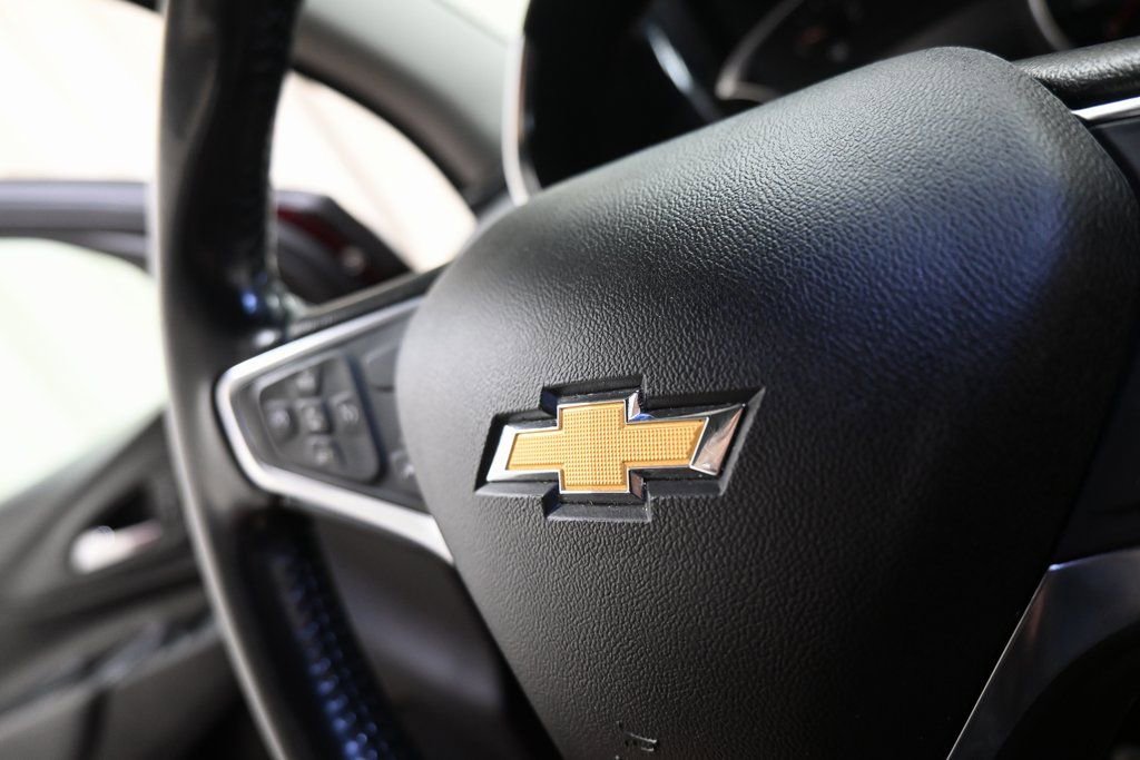 Used 2019 Chevrolet Equinox LT w/ Driver Convenience Package image 37