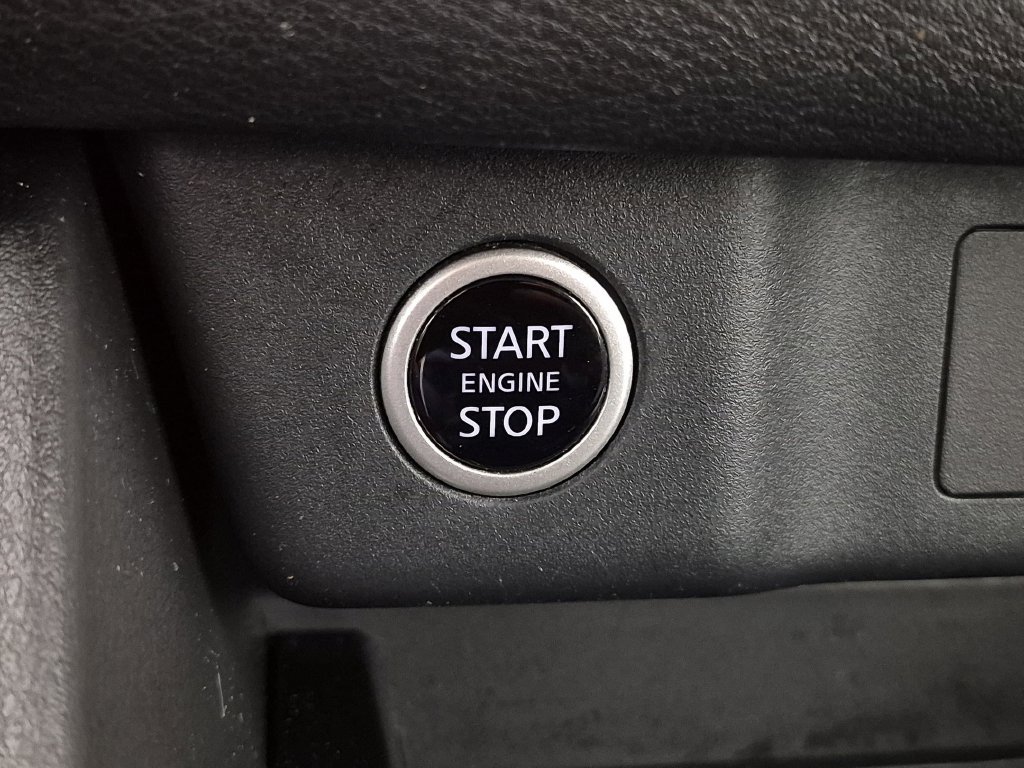 Used 2023 Nissan Rogue SV AWD/4WD image 27