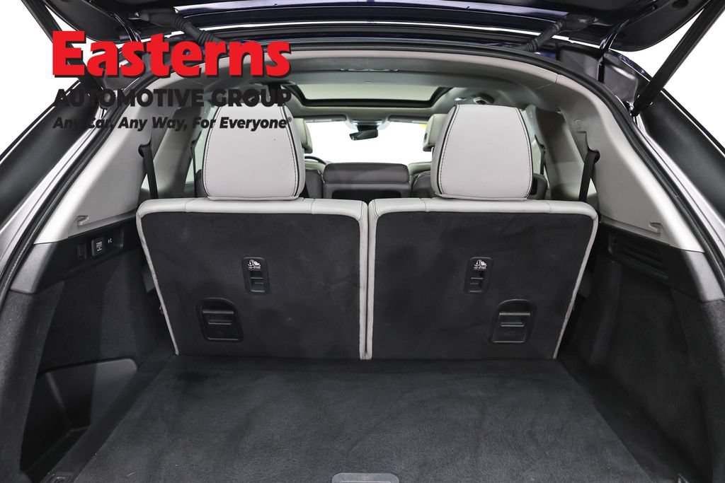 Used 2022 Acura MDX SH-AWD w/ Advance Package image 9