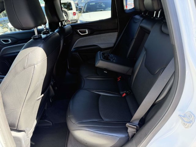 Certified 2023 Jeep Compass Latitude AWD/4WD image 18