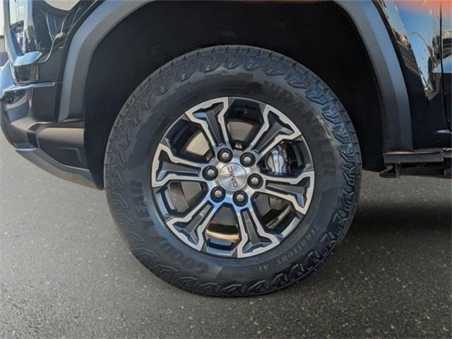Used 2023 GMC Canyon AT4 w/ AT4 Premium Package image 11