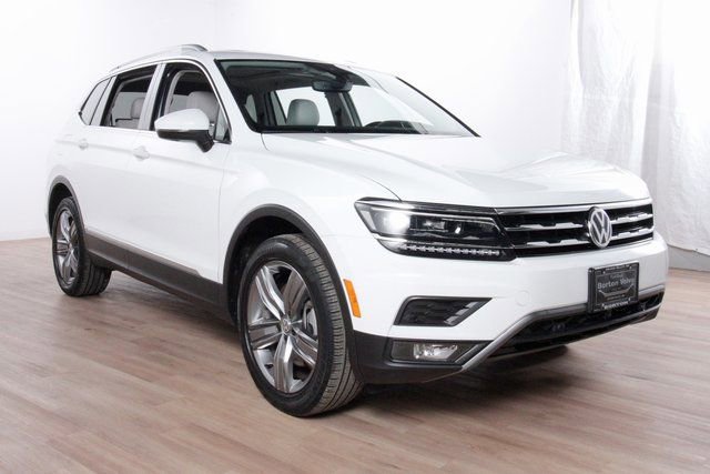 Used 2018 Volkswagen Tiguan SEL Premium image 3