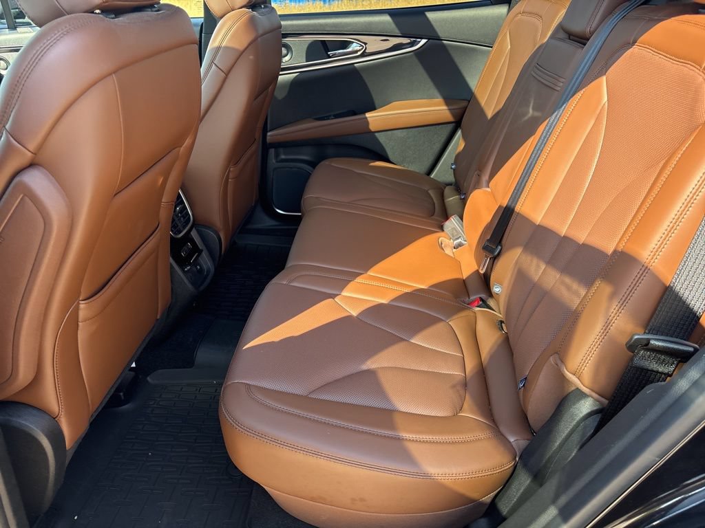 Used 2023 Lincoln Nautilus Reserve w/ Luxury Package AWD/4WD image 50