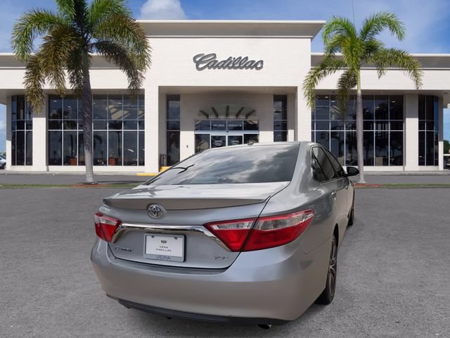 Used 2016 Toyota Camry XSE FWD image 13