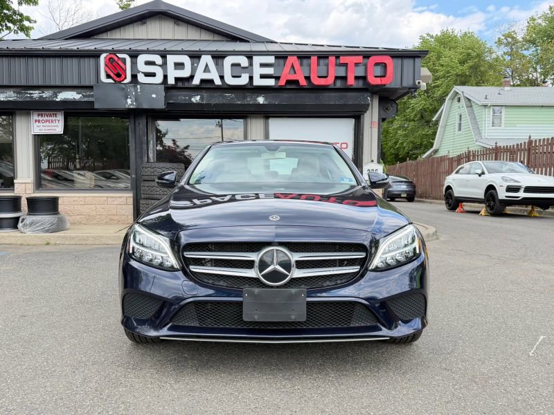 Used 2020 Mercedes-Benz C 300 4MATIC Sedan image 2