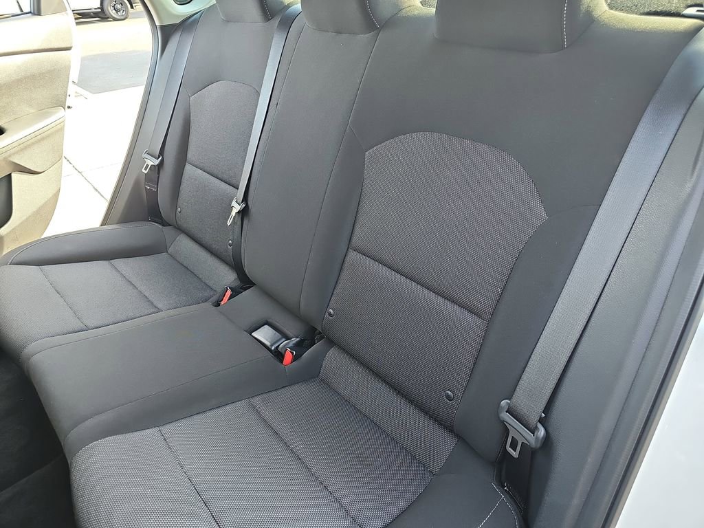 Used 2023 Kia Forte LX image 14